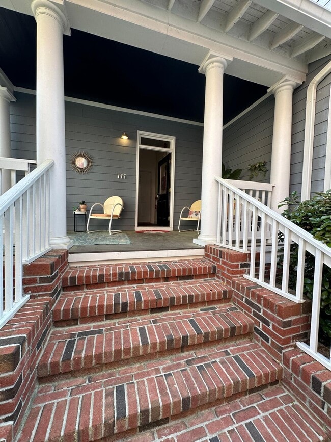 property at 321 Landing Dr