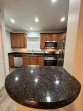 2003 W Fargo Ave in Chicago, IL - Building Photo - Building Photo