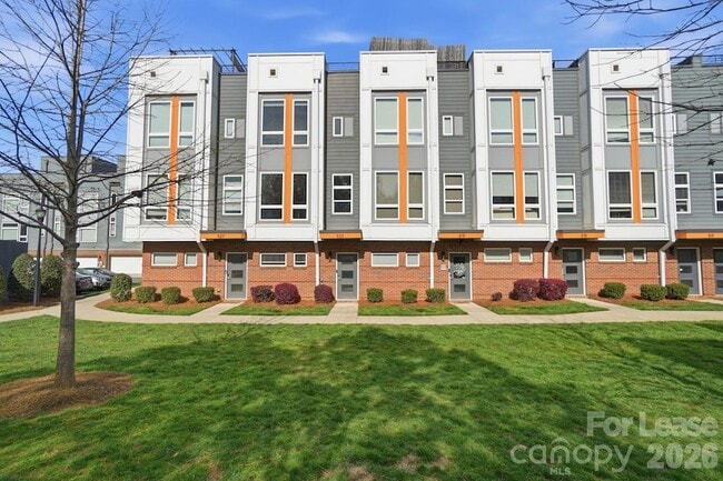 property at 523 Sedgefield Park Dr