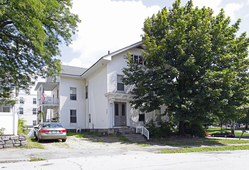 3 Walnut St in Manchester, NH - Foto de edificio