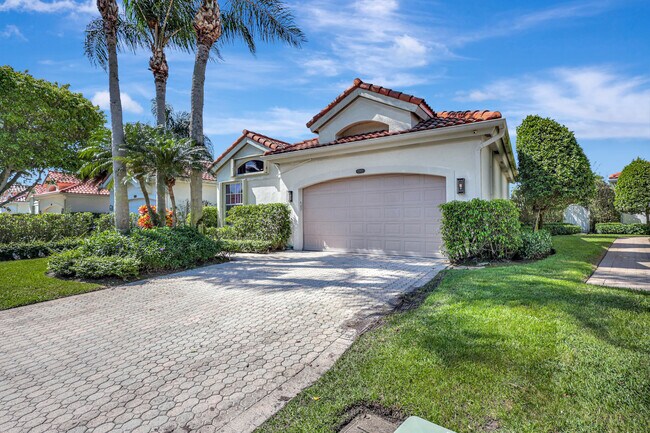 property at 12612 Mallet Cir