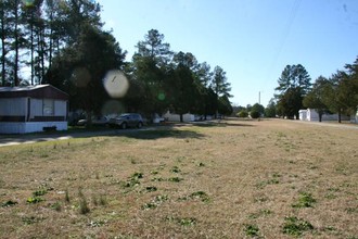 3549 E National Cemetery Rd in Florence, SC - Building Photo - Other