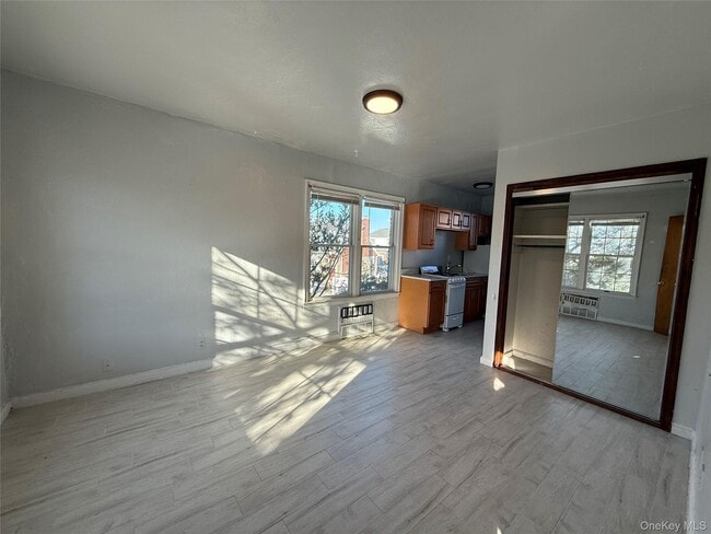 801 E Broadway in Long Beach, NY - Building Photo - Building Photo