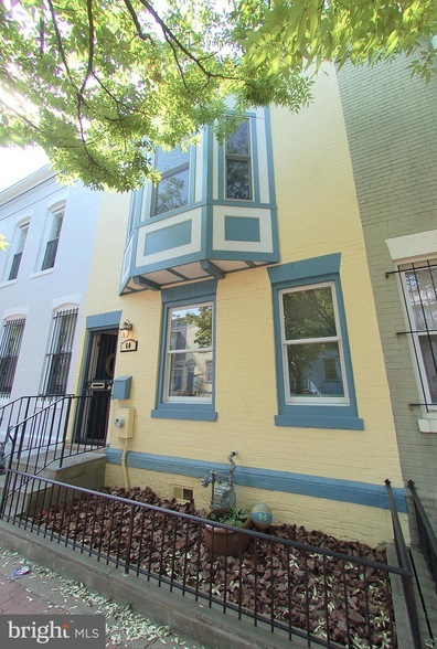 property at 60 Bates St NW