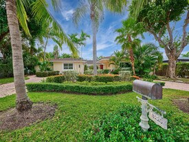 3220 Oleander Way in Pompano Beach, FL - Building Photo