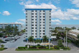 Ocean Harbor in Deerfield Beach, FL - Foto de edificio - Building Photo