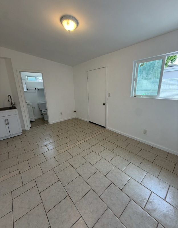 22418 Elaine Ave in Hawaiian Gardens, CA - Building Photo - Building Photo