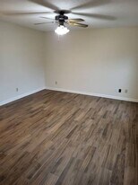 1860 Lowe St, Unit 1860 Lowe St. Apt. A in Lewisburg, TN - Building Photo