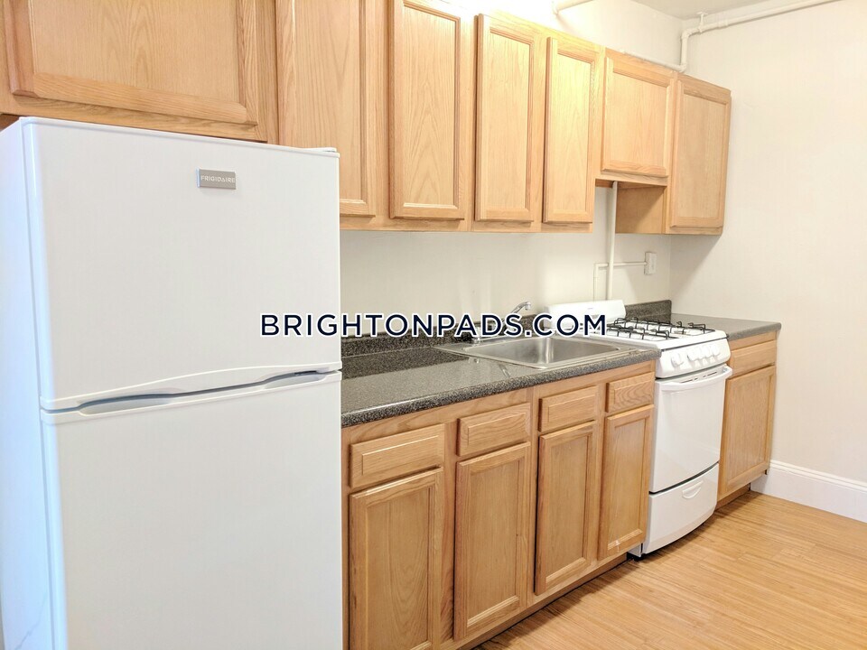 88 Washington St in Boston, MA - Building Photo