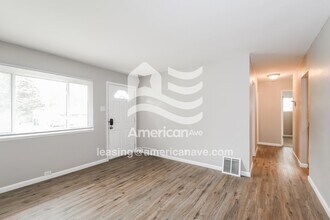 137 Glen Garry Rd in St. Louis, MO - Building Photo - Building Photo