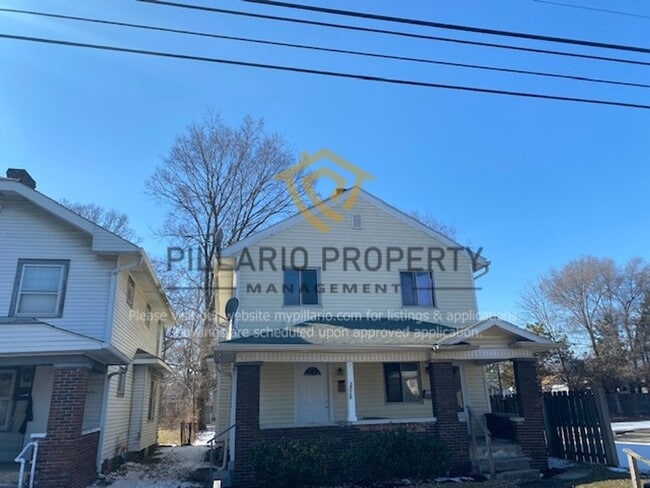 property at 3722-3724 N Illinois St
