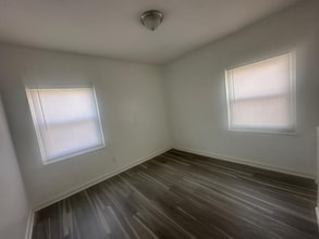 1 Harvard Ave in Cleveland, OH - Building Photo - Building Photo