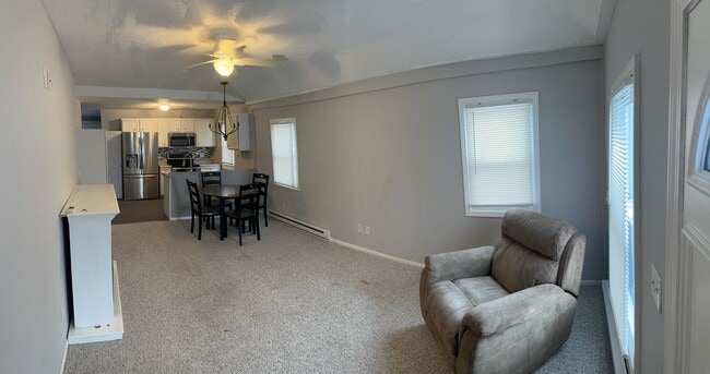 142 Beaver Ct, Unit Apt 2