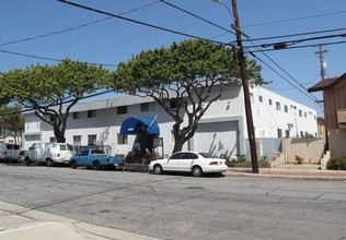 Imperial Romano Apartments in Torrance, CA - Building Photo - Building Photo