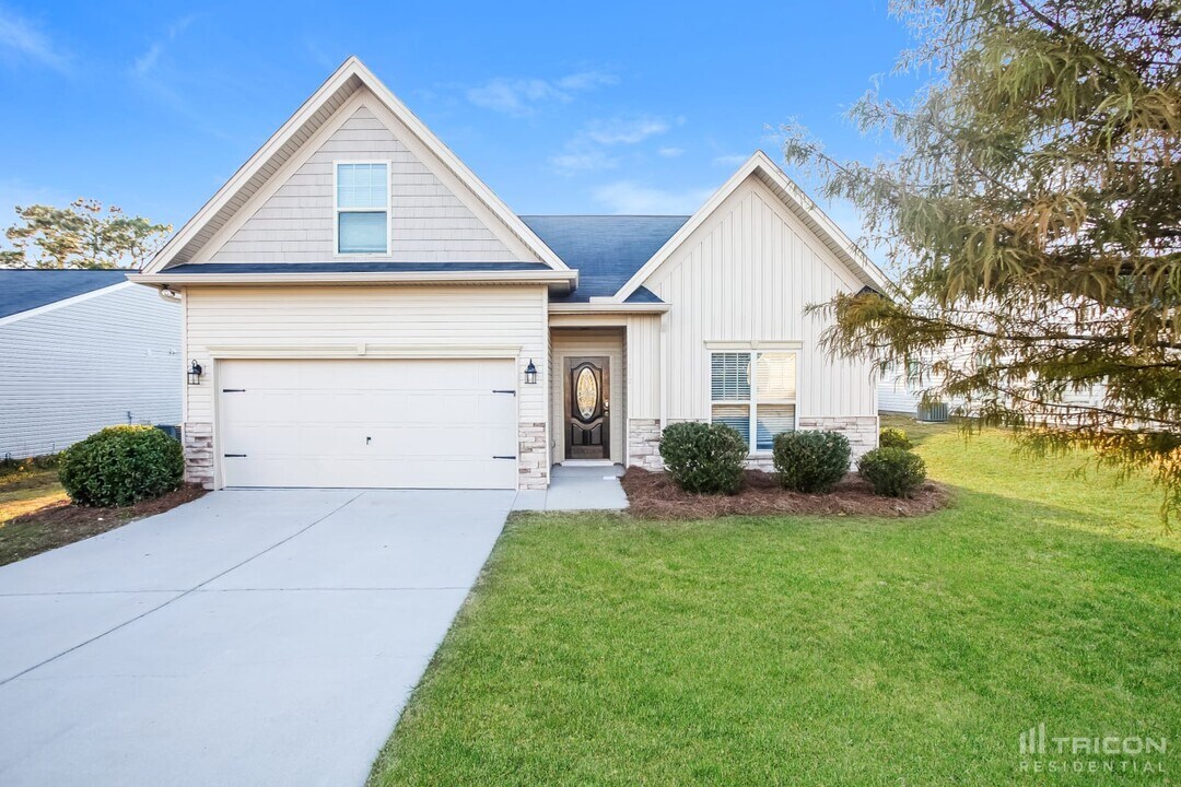 112 Oldham Way in Lexington, SC - Building Photo