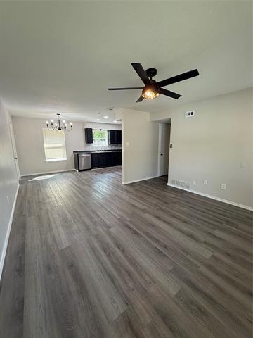 1809 S Clay St in Kaufman, TX - Building Photo - Building Photo