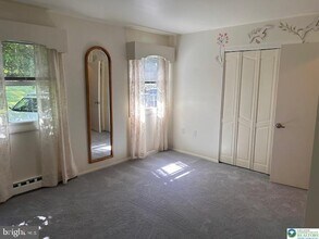 2395 Taylor Dr in Coopersburg, PA - Building Photo - Building Photo