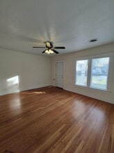 1110 Johnson Ave in Port Neches, TX - Building Photo - Building Photo