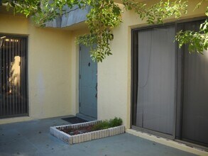 5576 Malt Dr in Ft. Myers, FL - Building Photo - Building Photo