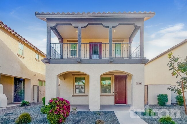 property at 4764 S Mole