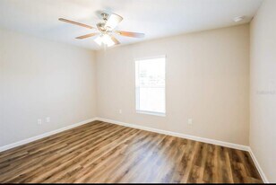 1702 AIROSO Blvd in Aventura, FL - Building Photo