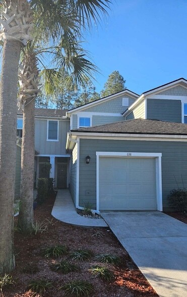 638 Servia Dr in Saint Johns, FL - Building Photo