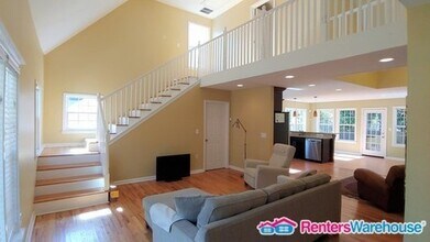 1498 Deerwood Dr in Decatur, GA - Building Photo - Building Photo
