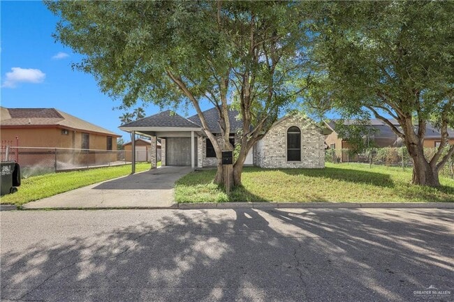 21 Camelot Dr in Mission, TX - Building Photo - Building Photo