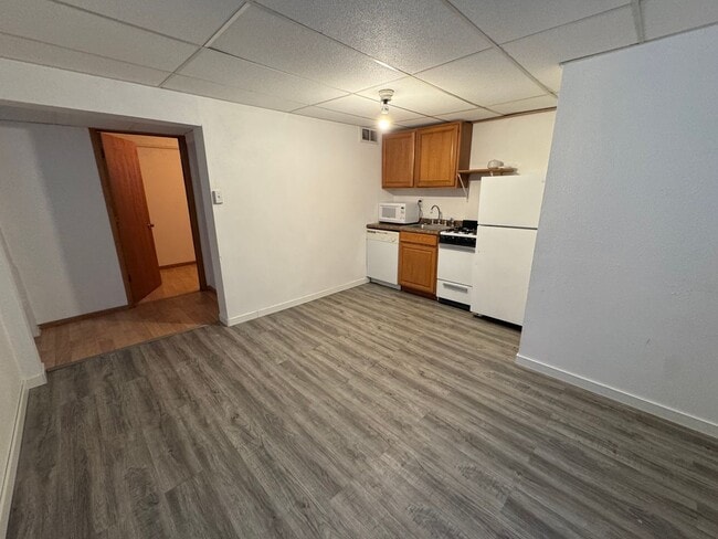 2503 Olive St in Cedar Falls, IA - Building Photo - Building Photo