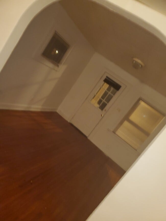 2142 S Garfield Dr in Indianapolis, IN - Building Photo - Building Photo