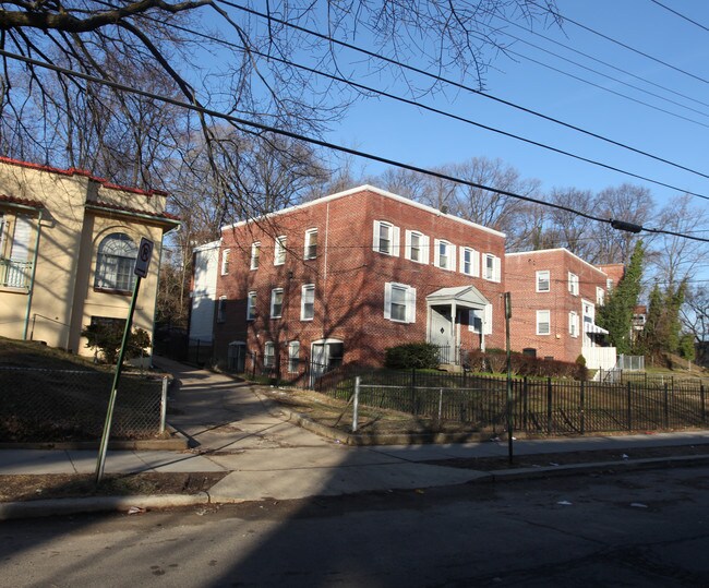 2899 Hartford St SE in Washington, DC - Building Photo - Building Photo