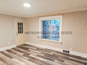 4476 Monroe St in Ecorse, MI - Building Photo - Building Photo