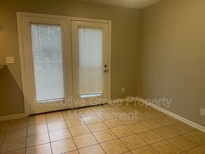 212 Adena Loop in Radcliff, KY - Building Photo - Building Photo