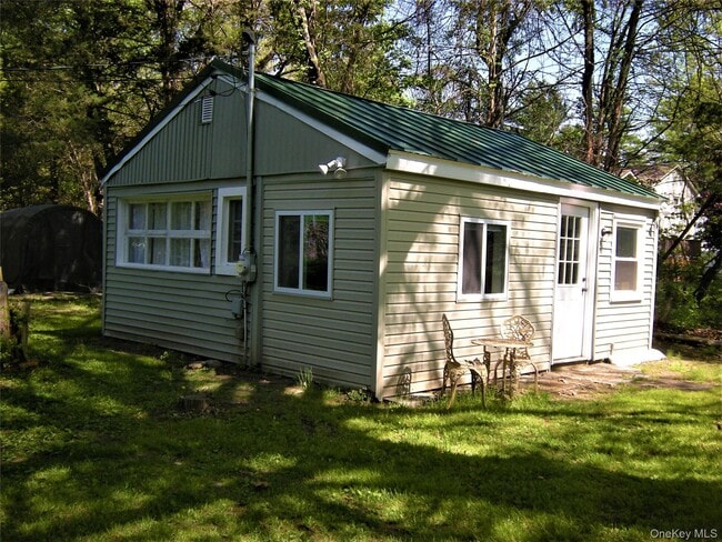 406 Sepasco Center St in Rhinebeck, NY - Building Photo - Building Photo