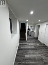 27 Christopher Ct in London, ON - Building Photo - Building Photo