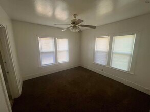 2141 Ave K in Wichita Falls, TX - Building Photo - Building Photo