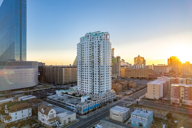 The Bella Condominiums in Atlantic City, NJ - Foto de edificio - Building Photo