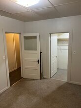 801 N 3rd St, Unit 2 in Ishpeming, MI - Foto de edificio - Building Photo