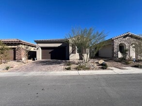 116 Ibiza Lk Dr in Henderson, NV - Building Photo - Building Photo