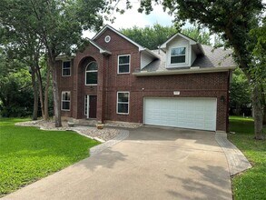 901 Sweetwater Cove in Round Rock, TX - Building Photo - Building Photo