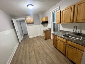 417 Walnut Ave in Trenton, NJ - Building Photo - Building Photo