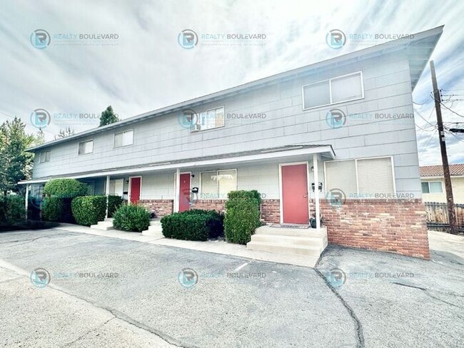 1658 Idlewild Dr in Reno, NV - Building Photo - Building Photo