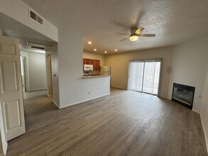 1105 Meadowlark Way SE in Rio Rancho, NM - Building Photo - Building Photo