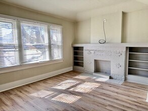 2521 NW 12th St in Oklahoma City, OK - Building Photo - Building Photo