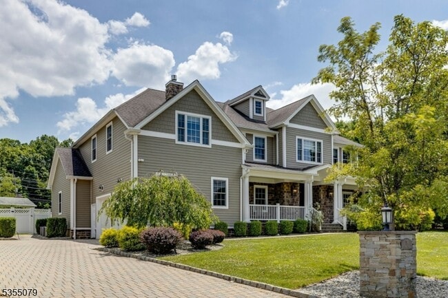 19 Carol Rd in Westfield, NJ - Building Photo - Building Photo