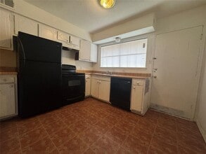 6405 Westward St in Houston, TX - Building Photo - Building Photo