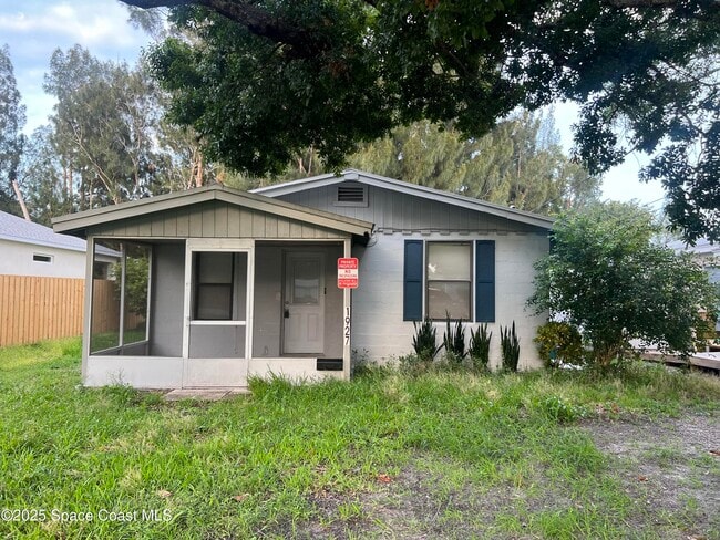 property at 1927 Westwood Blvd