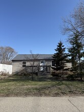 2423 Irvine Ave NW in Bemidji, MN - Building Photo - Building Photo