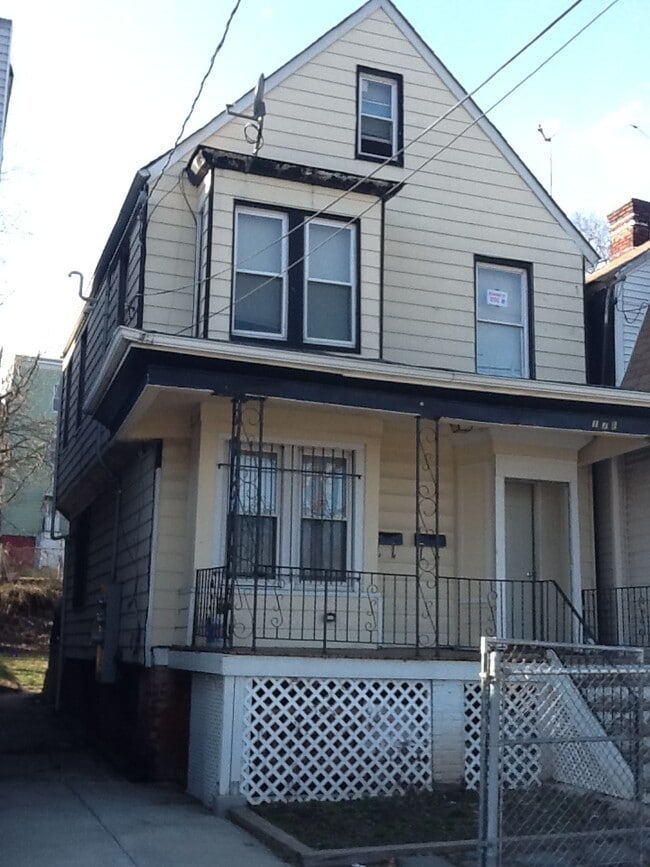 171 Milford Ave, Unit 2nd/3rd floor