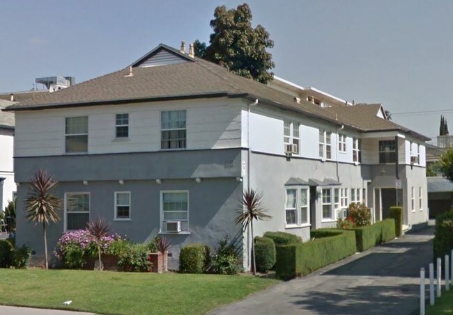 Colonial in Toluca Lake - Significant  Upside
